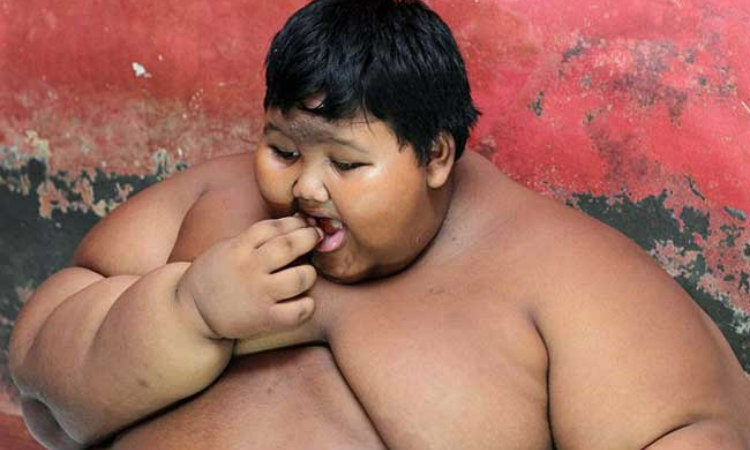Aυτός είναι ο πιο παχύσαρκος έφηβος στον κόσμο - Πόσα κιλά ζυγίζει; ΦΩΤΟΓΡΑΦΙΕΣ