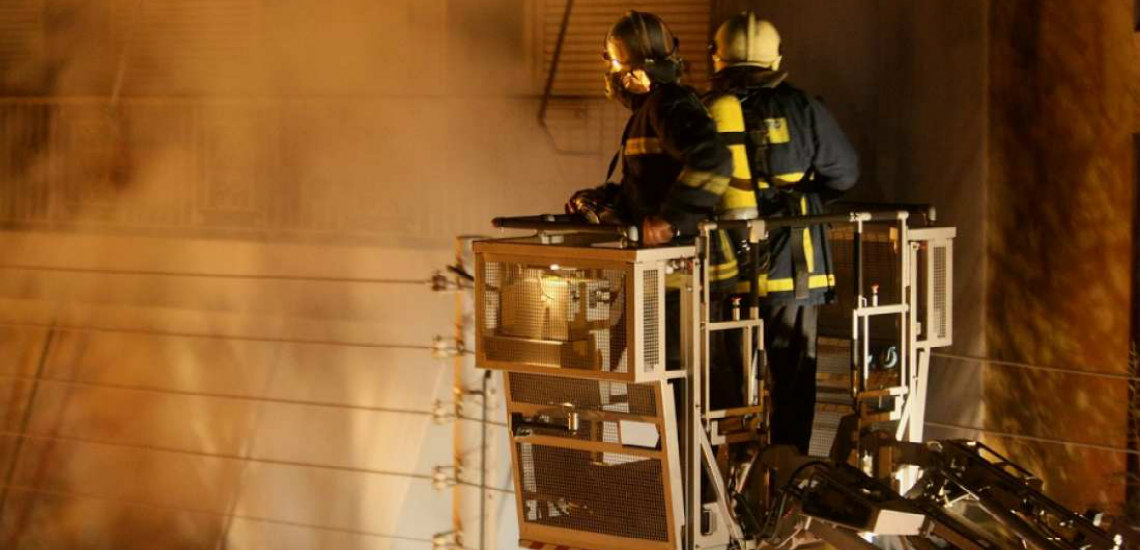 ΛΕΥΚΩΣΙΑ: Πυρκαγιά σε πενταόροφη πολυκατοικία – Εκκενώση ορόφων από την Πυροσβεστική