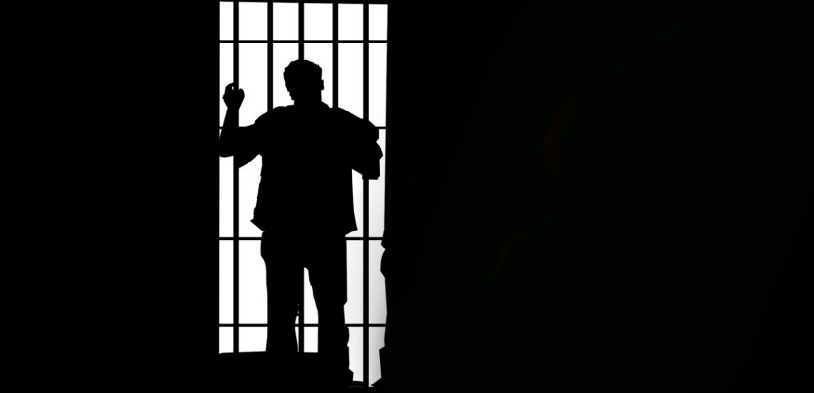 ΛΕΜΕΣΟΣ: Πίσω από τα κάγκελα της φυλακής οι τρεις που φέρονται να εξαπάτησαν τράπεζα με πλαστά έγγραφα – Δεν έφεραν ένσταση