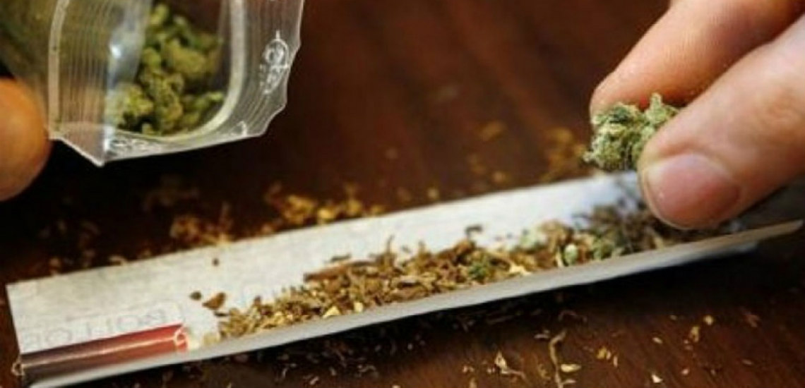 ΛΕΥΚΩΣΙΑ: 23χρονος και 21χρονος στο τμήμα για υπόθεση ναρκωτικών - Η ΥΚΑΝ «μπούκαρε» στο σπίτι τους