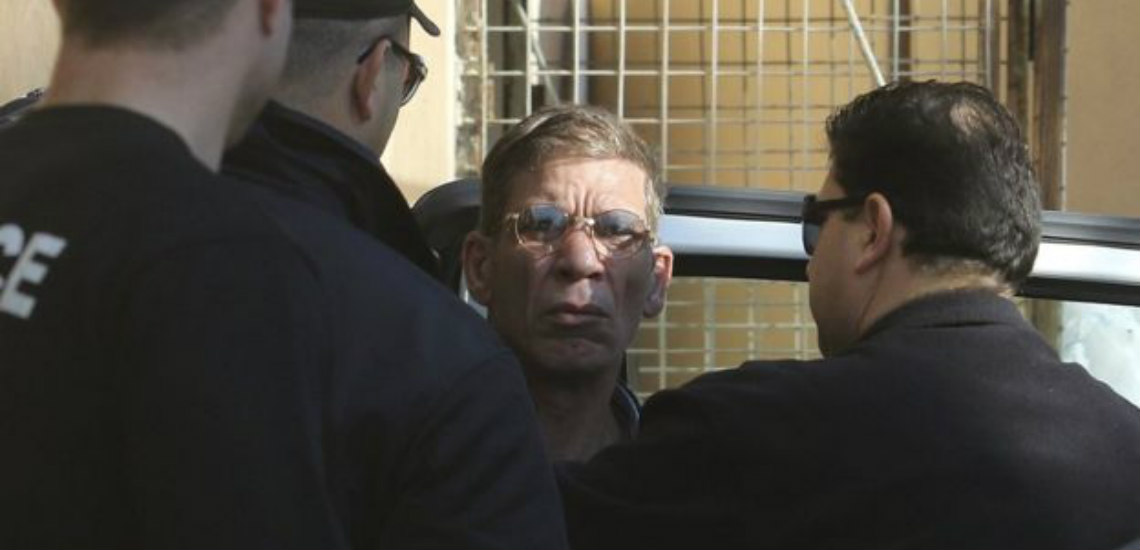 Κινδυνεύει από βασανιστήρια αναφέρει στην έφεση του ο Αιγύπτιος αεροπειρατής - Αυτοτραυματίστηκε με λεπίδα στο λαιμό λέει η δικηγόρος του