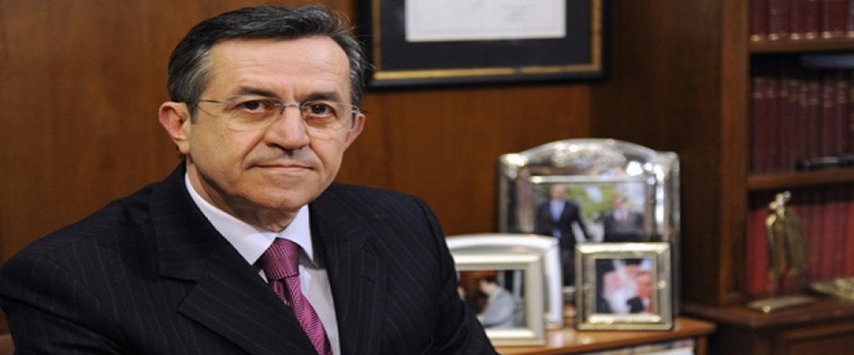 Την αποχώρηση και αυτονόμησή του από την Κυβέρνηση ανακοινώνει ο βουλευτής των ΑΝΕΛ Ν.Νικολόπουλος