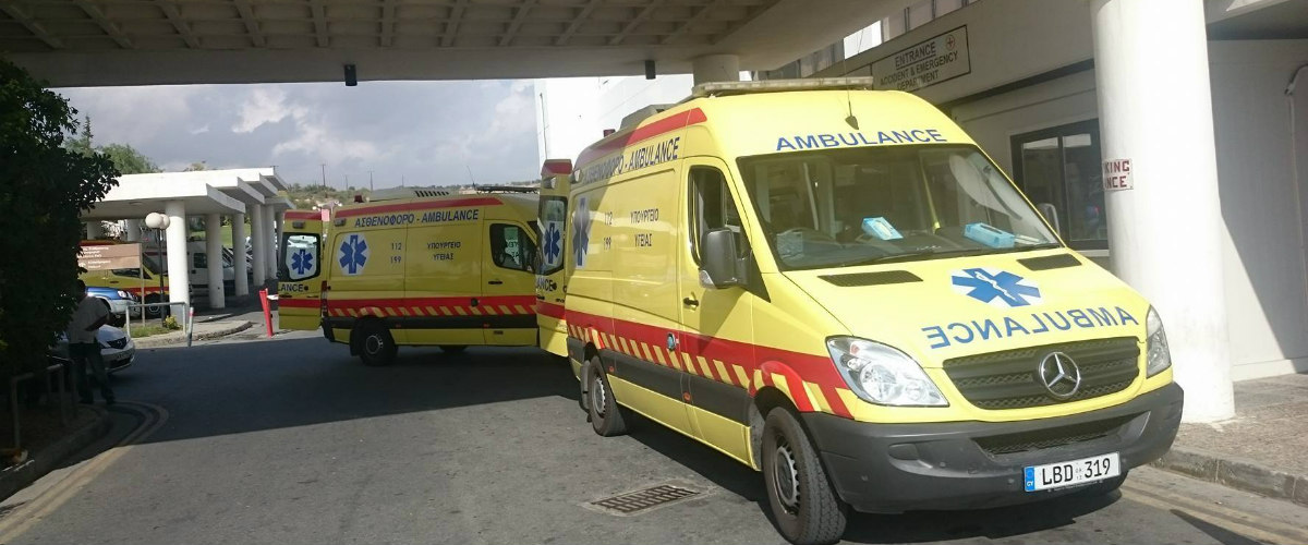 ΜΟΝΗ: Σοβαρό τροχαίο ατύχημα– Στο νοσοκομείο πέντε πρόσωπα ανάμεσα τους και παιδιά