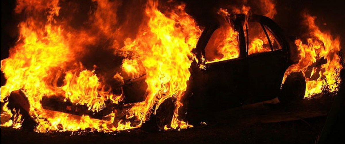 ΛΕΜΕΣΟΣ: Παρανάλωμα του πυρός το όχημα 46χρονου – Ερωτηματικά κατά πόσο η φωτιά τέθηκε κακόβουλα