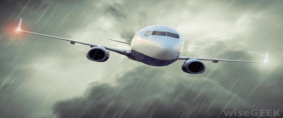 Αναγκαστική προσγείωση δυο αεροσκαφών στη Λάρνακα λόγω της κακοκαιρίας