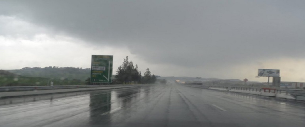 Προσοχή στον αυτοκινητόδρομο Λευκωσίας – Λεμεσού – Επικρατεί έντονη βροχόπτωση