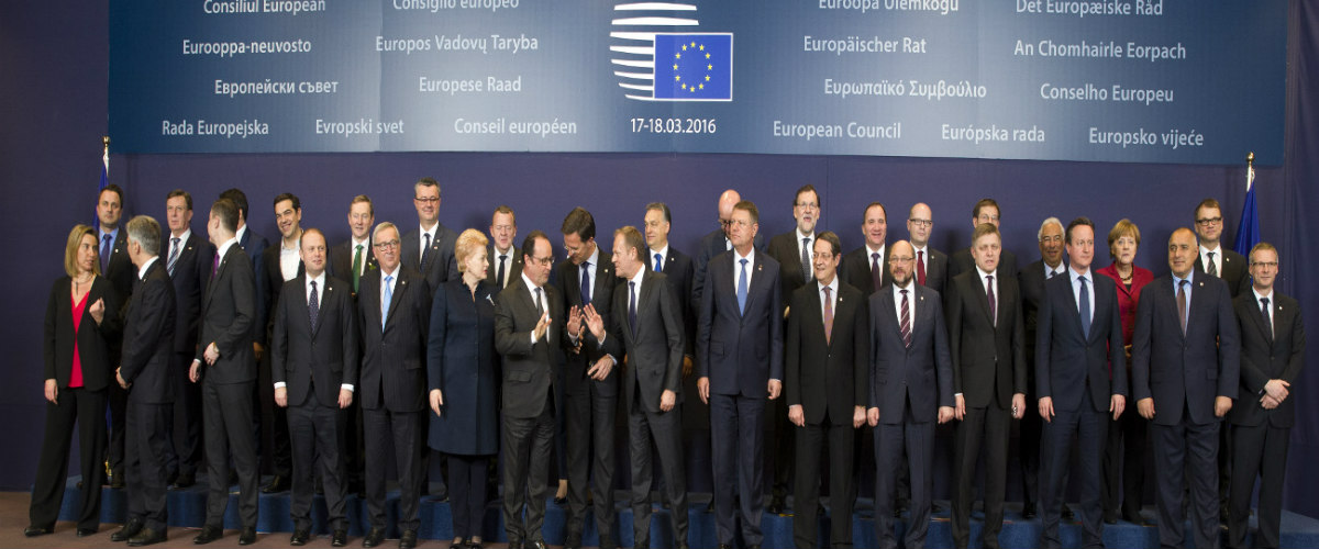 Κοινή θέση παρουσιάζουν οι 28 της ΕΕ στον Νταβούτογλου
