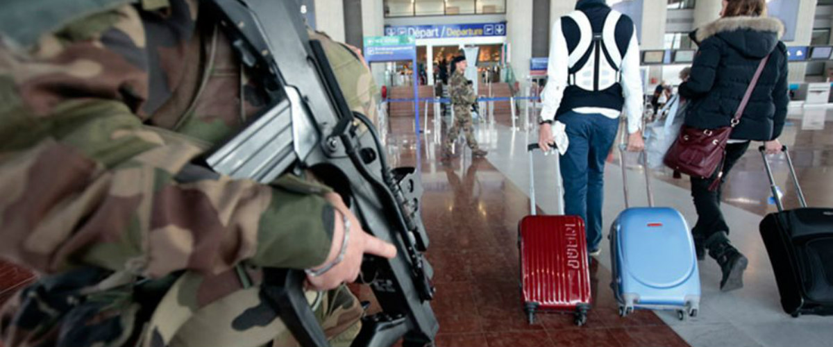 ΕΚΤΑΚΤΟ: Εκκενώθηκε το αεροδρόμιο της Νίκαιας