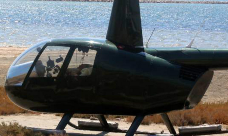 Ελικόπτερο προσγειώθηκε σε παραλιακή περιοχή της Ελλάδας! Προκάλεσε αναστάτωση αφήνωντας άφωνους τους περαστικούς - ΦΩΤΟΓΡΑΦΙΕΣ