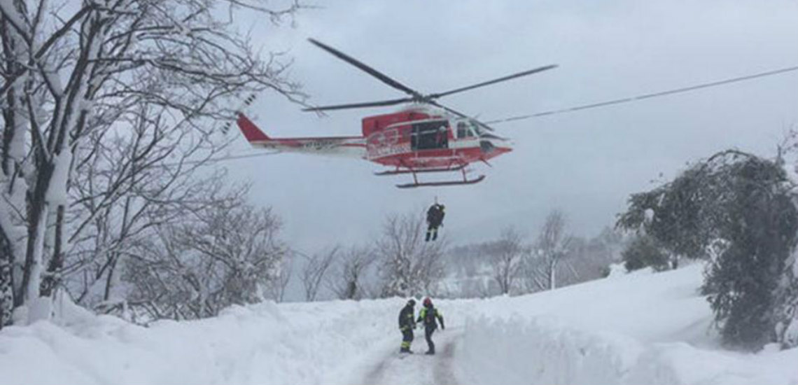 Ελικόπτερο που συμμετείχε σε επιχείρηση διάσωσης συνετρίβη στην κεντρική Ιταλία