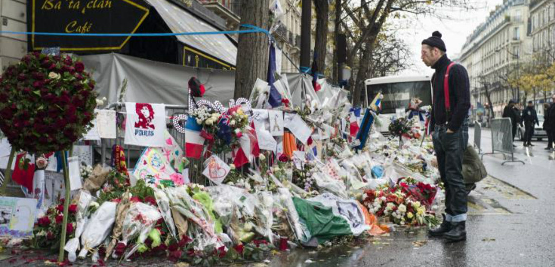 Εκδηλώσεις μνήμης στο Παρίσι - Ένας χρόνος από τα τρομοκρατικά κτυπήματα