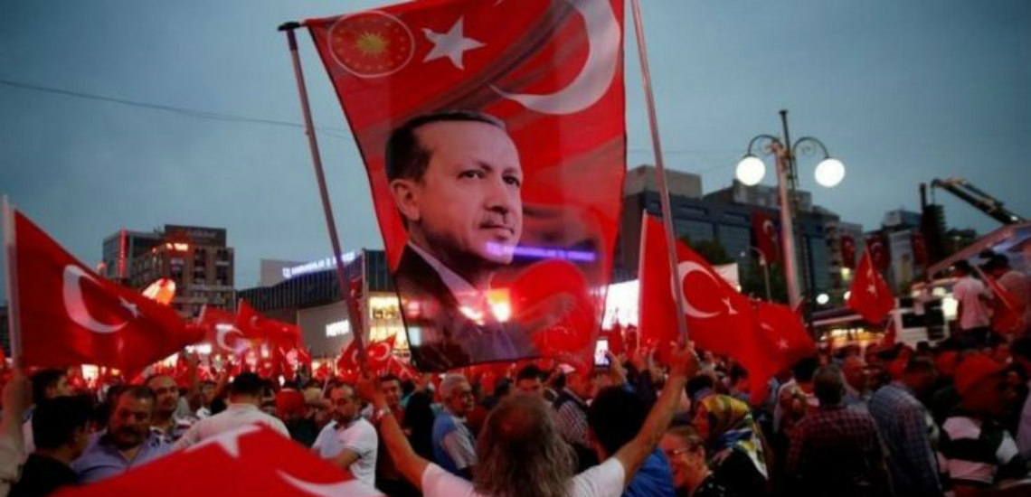 Άνοιξαν οι κάλπες για το ιστορικό δημοψήφισμα στην Τουρκία - Υπερεξουσίες Ερντογάν