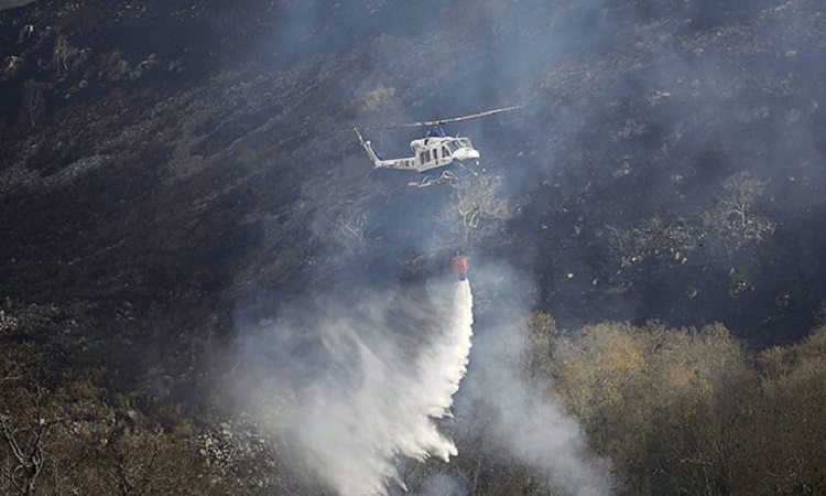 Ισπανία: Πιλότος ελικοπτέρου σκοτώθηκε δίνοντας μάχη με τις φλόγες