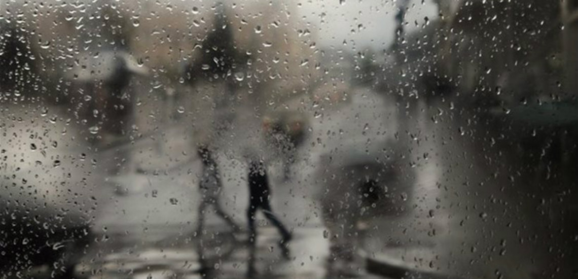 Σκόνη, βροχές και κρύο το σκηνικό του καιρού – Καταιγίδες μας επιφυλάσσει το Σαββατοκύριακο