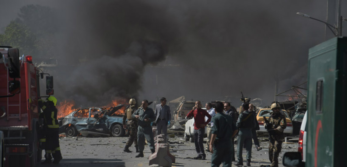 Το Ισλαμικό Κράτος ανέλαβε την ευθύνη για το μακελειό με 80 νεκρούς στην Καμπούλ - Θύματα υπάλληλοι πρεσβειών αλλά και δημοσιογράφοι
