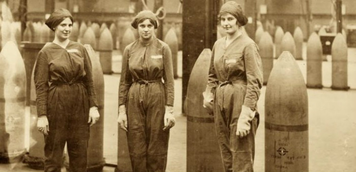 «Τα Καναρινί Κορίτσια» - Γιατί οι γυναίκες που εργάζονταν σε εργοστάσια πυρομαχικών, γεννούσαν κίτρινα μωρά. Ποιες ήταν παρενέργειες του εκρηκτικού ΤΝΤ στους ενήλικες και γιατί τα βρέφη επιβίωναν στην έκθεση - ΦΩΤΟ - VIDEO