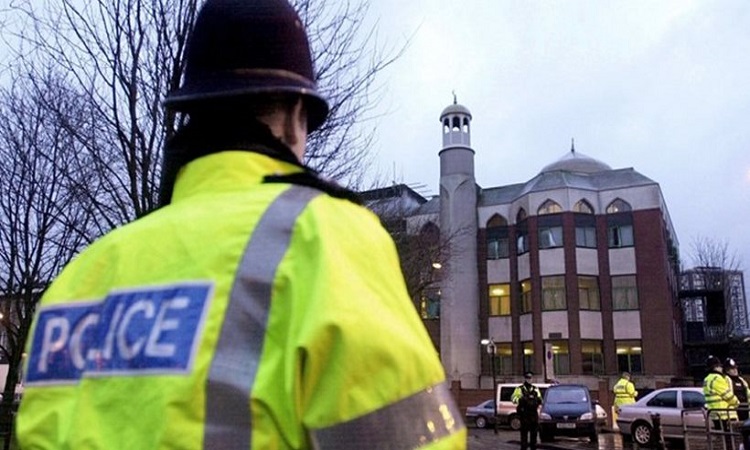 Επί ποδός η αστυνομία σε Λονδίνο - Μπίρμινγκχαμ για την αποφυγή συγκρούσεων