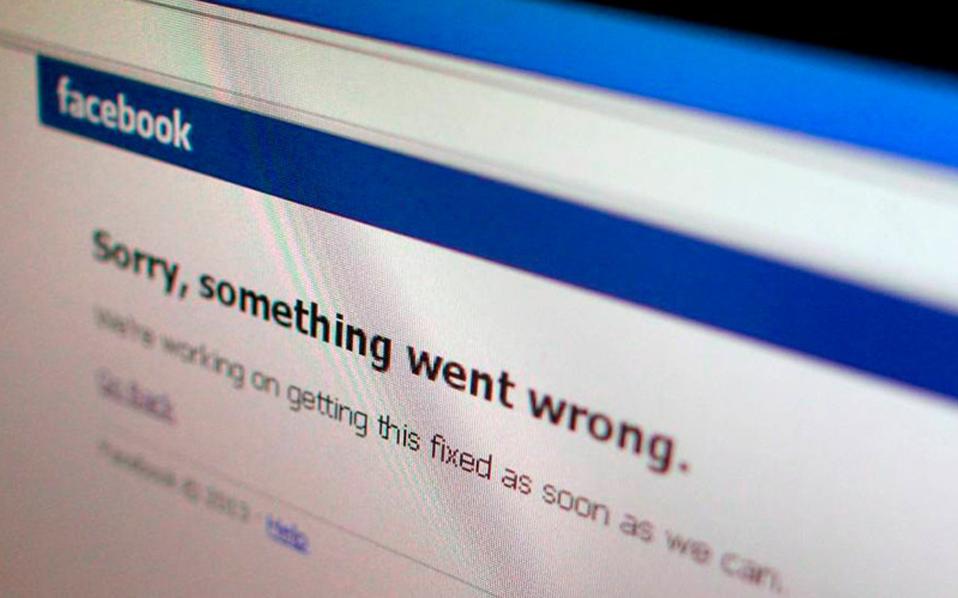 Σάλος με τη νέα πτώση του Facebook – Στον πάτο οι μετοχές