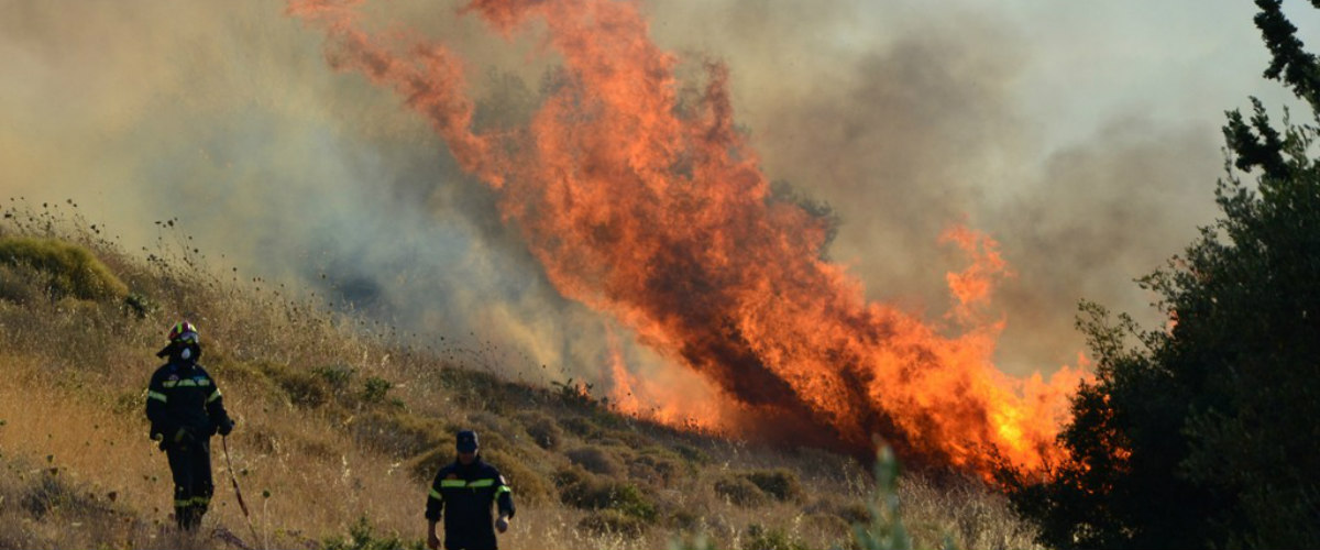 Εκτός ελέγχου μεγάλη Πυρκαγιά στη  Λεμεσό – Επιστρατεύτηκαν τα ελικόπτερα της Δημοκρατίας