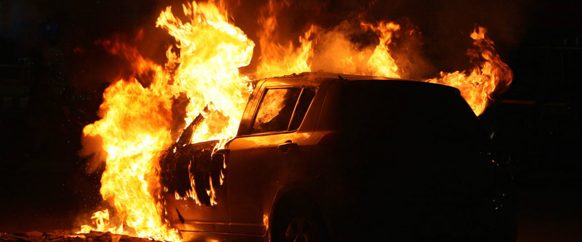 Παρανάλωμα του πυρός όχημα γυναίκας στην Δένεια –Διερευνά τα αίτια η Αστυνομία