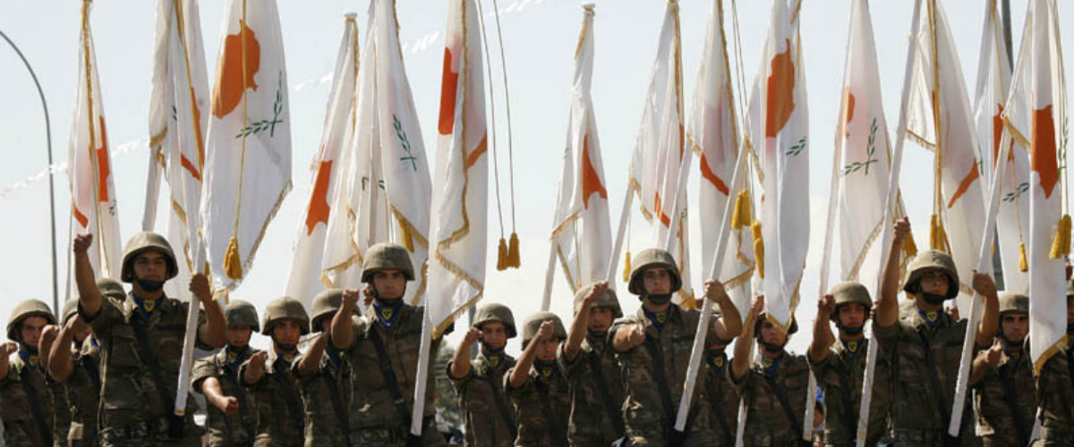 Εορτασμοί για την 56η επέτειο της ανεξαρτησίας της Κύπρου – Στρατιωτική παρέλαση στη Λευκωσία