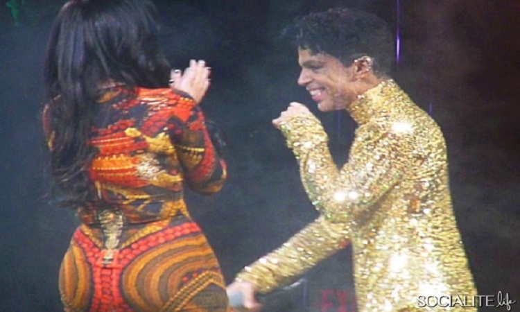 Όταν ο Prince πέταξε την Κιμ Καρντάσιαν από τη σκηνή - VIDEO
