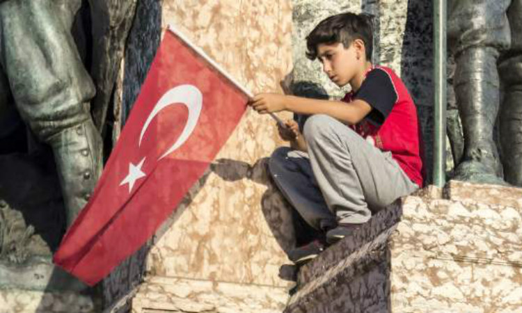 Τουρκία: Μετά το αποτυχημένο πραξικόπημα έρχεται και η κρίση στην οικονομία
