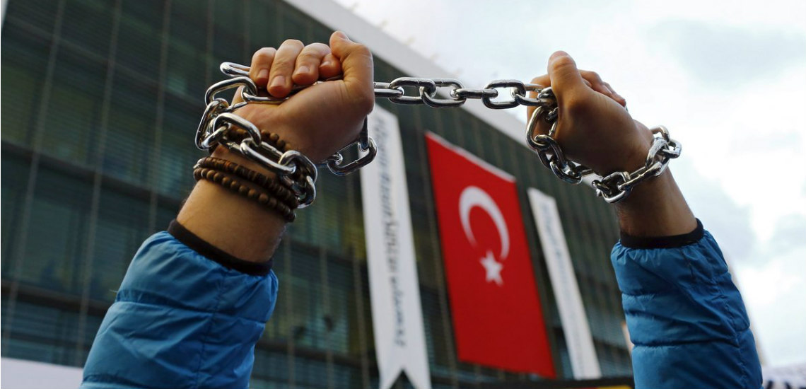 ΤΟΥΡΚΙΑ: Νέο κύμα εκκαθαρίσεων από τον Ερντογάν -  Απολύθηκαν 3.974 δημόσιοι λειτουργοί