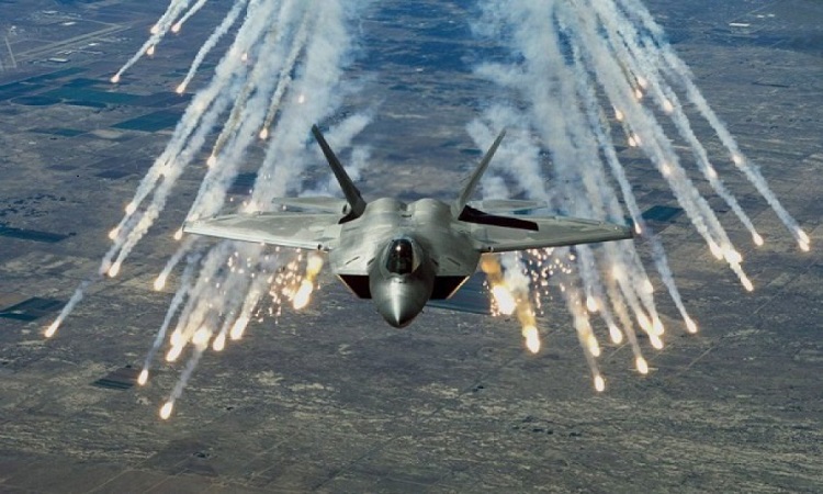 Το Air Force F-22 είναι «πιο φονικό πολεμικό αεροσκάφος στον πλανήτη»