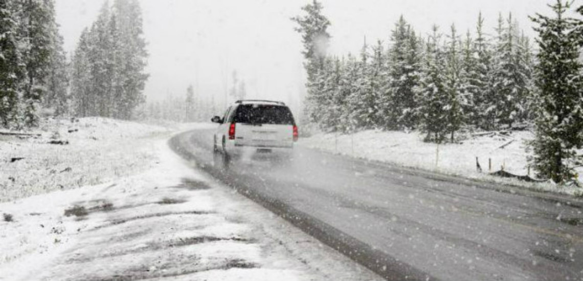 Οδηγοί ΠΡΟΣΟΧΗ! Κλειστοί και επικίνδυνοι δρόμοι εξαιτίας της βαριάς χιονόπτωσης – Διαβάστε την ανακοίνωση της Αστυνομίας