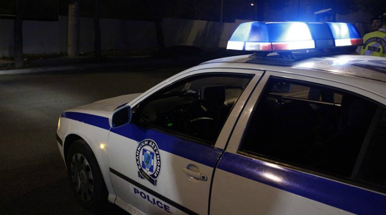 Πριν από λίγο: Άγρια δολοφονία στην Ελλάδα - Γυμνή με πολλές μαχαιριές βρέθηκε 67χρονη
