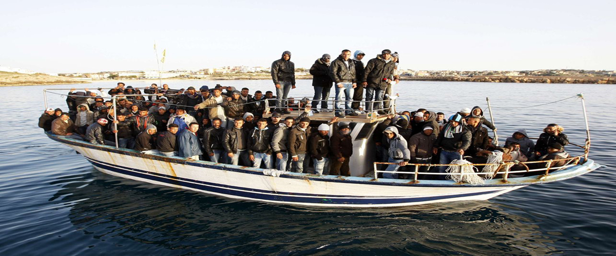 21 νεκροί από βύθιση πλοίου που μετέφερε μετανάστες