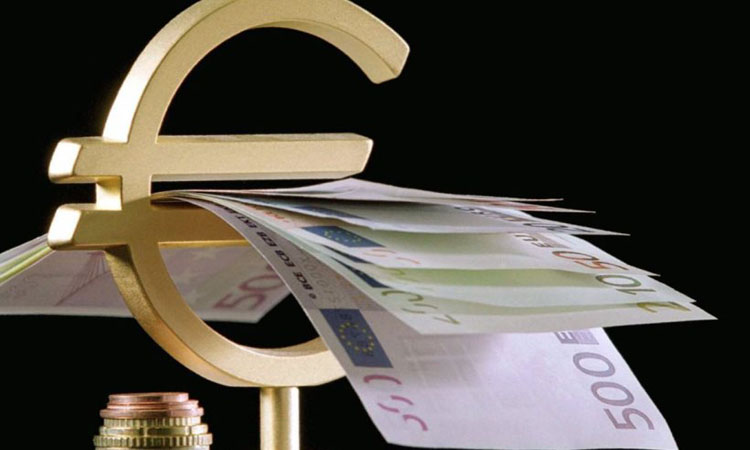 Wall Street Journal: Εγκαταλείπουν την Ευρωζώνη οι επενδυτές – Την «κάνουν» για πιο ασφαλείς χώρες