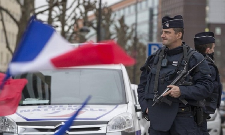 29χρονος δολοφόνησε την μητέρα του με 131 μαχαιριές στην Γαλλία