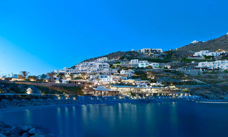 Δείτε ποια ελληνική παραλία είναι ανάμεσα στις πιο μοδάτες παραλίες του κόσμου (Φώτο)