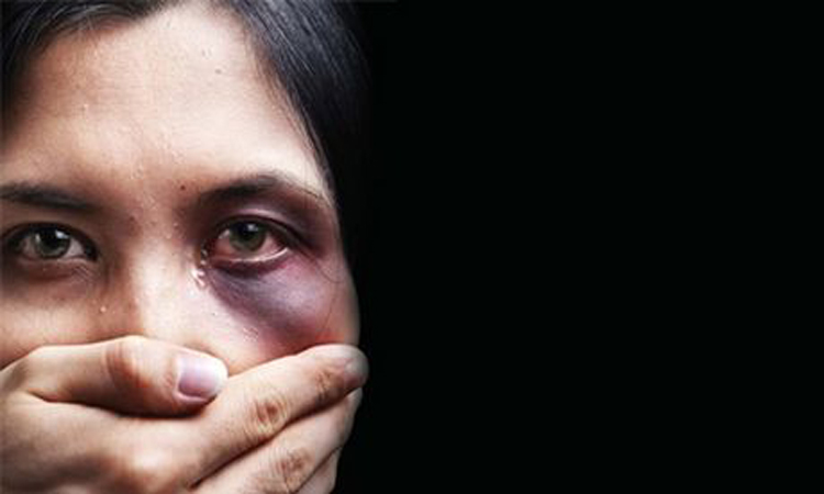 «Το ξέρεις. Το ξέρουμε. Φτάνει» - Μια στις πέντε γυναίκες στην Κύπρο έχουν υποστεί βία