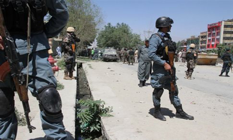 Ισχυρή έκρηξη και πυροβολισμοί έξω από το αφγανικό Κοινοβούλιο