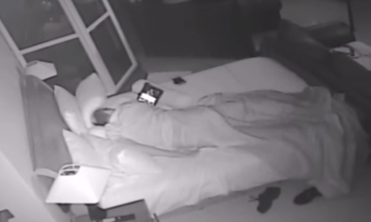 Γυναίκα με… τεστοστερόνη! Δείτε πως έβαλε στη θέση τους τους ληστές ενώ ο άντρας της κοιμόταν (VIDEO)