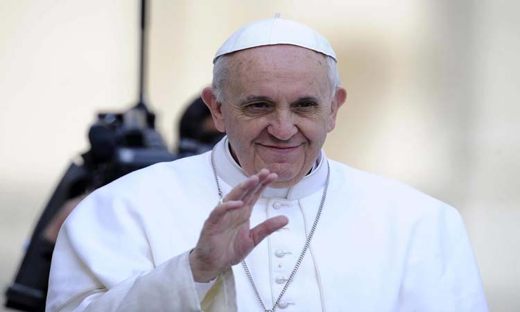 Πάπας: Στηρίζει τον ελληνικό λαό και ζητά την ανθρωπινή αξιοπρέπεια να είναι στο επίκεντρο των συζητήσεων