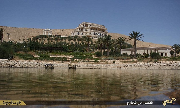 Αυτο ειναι το παλάτι των τζιχαντιστών στην Συρία - Ιδιοκτήτες της πολυτελούς βίλας είναι η βασιλική οικογένεια του Κατάρ