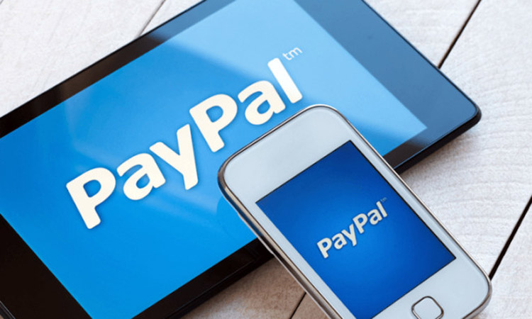 Η PayPal «παγώνει» το ψηφιακό πορτοφόλι ελλήνων χρηστών