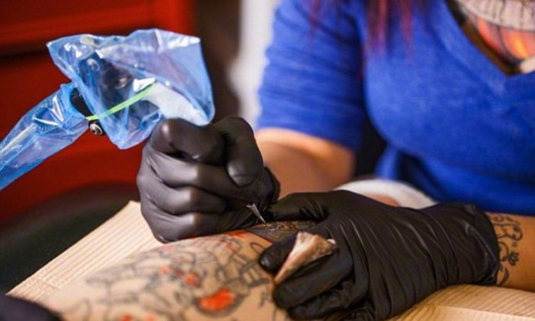 Λογισμικό «φακελώνει» τατουάζ
