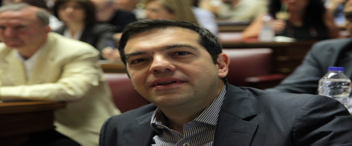 Βούρκωσε ο Τσίπρας την ώρα που μίλαγε στην Κοινοβουλευτική Ομάδα του ΣΥΡΙΖΑ