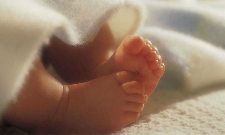 Γέννα σε κυπριακή εφημερίδα – Διαβάστε ποια γέννησε…