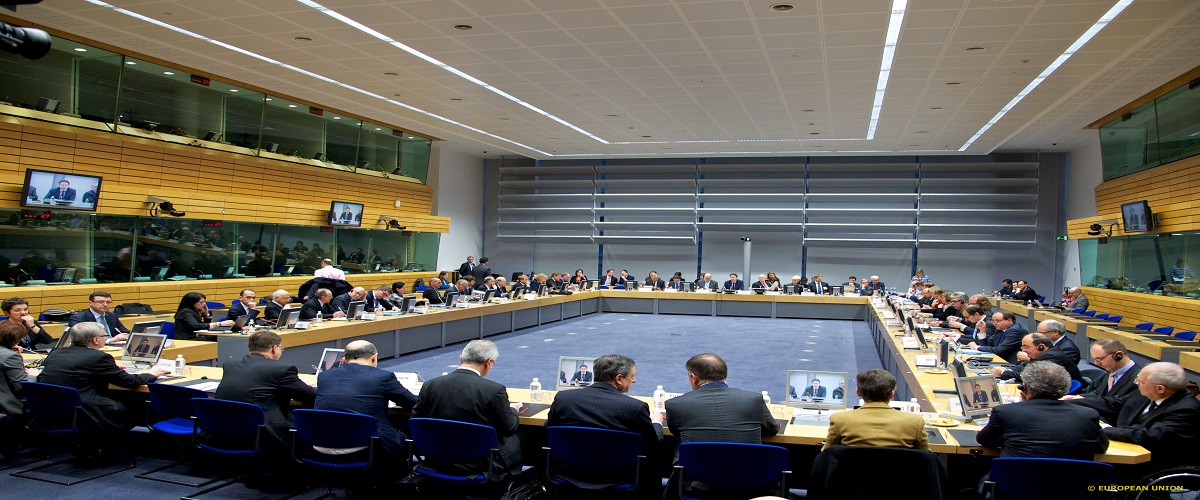 Σε εξέλιξη το Eurogroup - Στόχος η ταχεία εφαρμογή μέτρων για ανάκτηση εμπιστοσύνης