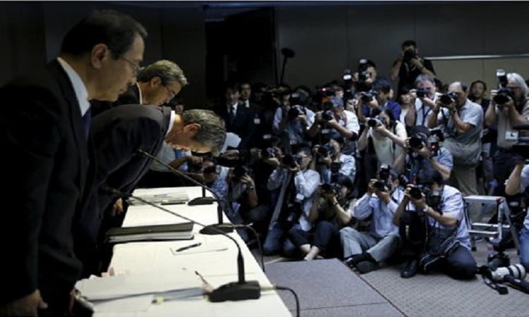 Παραιτήθηκε ο επικεφαλής της Toshiba λόγω εμπλοκής του σε σκάνδαλο