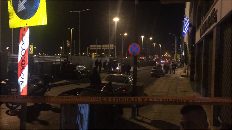 Μαφιόζικη επίθεση στο λιμάνι του Πειραιά - Σε κρίσιμη κατάσταση ο τραυματίας - ΦΩΤΟΓΡΑΦΙΕΣ 