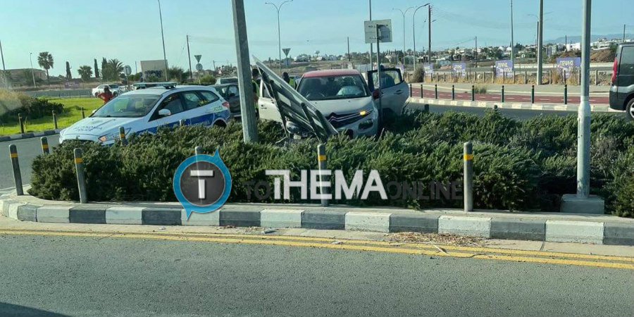 ΕΚΤΑΚΤΟ: Όχημα προσέκρουσε σε πινακίδα και 'καβάλησε' νησίδα στον Κυκλικό κόμβο του ΓΣΠ - Φωτογραφίες