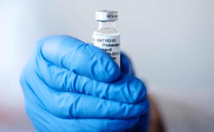 Μέχρι το τέλος της εβδομάδας ενδέχεται να εγκριθεί το εμβόλιο της Pfizer στις ΗΠΑ