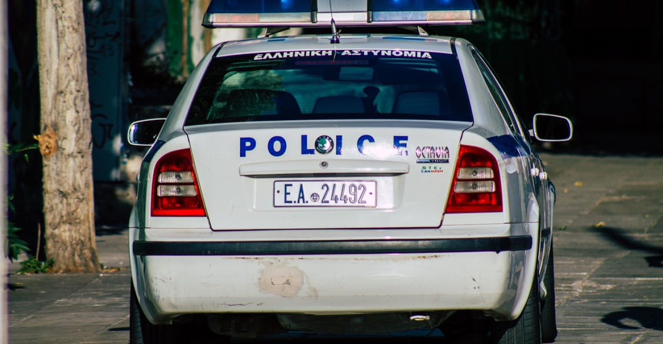 Ξυλοκόπησαν 16χρονο επειδή φορούσε μπλούζα ομάδας - Επίθεση με λοστούς και κράνη στην Καλαμαριά